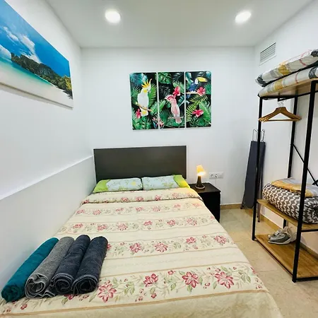 4'min To And Tren 15 Min To Plaza Catalunya By Tren Apartment *