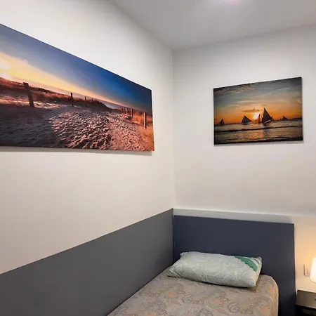 Apartment 4'min To And Tren 15 Min To Plaza Catalunya By Tren