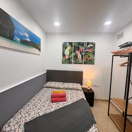 4'min To And Tren 15 Min To Plaza Catalunya By Tren Apartment *